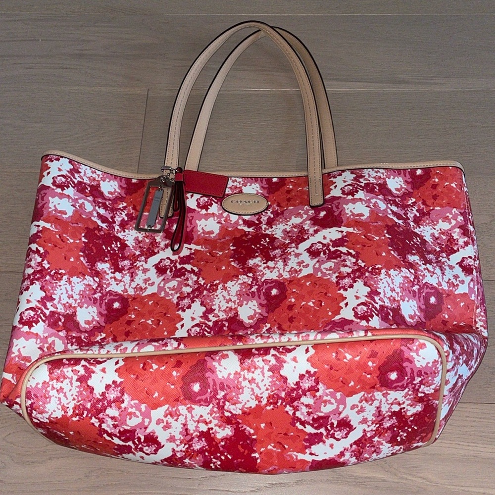 Coach Tote - Picture 2 of 7
